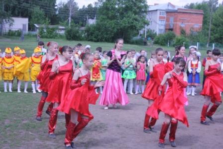 В рамках реализации школьного проекта «Танцующая школа» в школе п. Опытный прошел праздник Танца